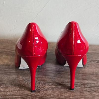 Max Studio Red Patent Heels