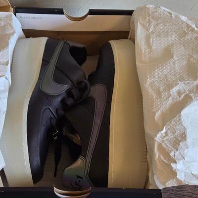 New in the Box Nike Airforce 1 Low Tops