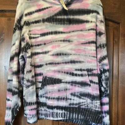New with Tags Victoria Secret Pink Tie Dye Hoodie