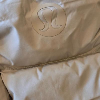 New with Tags Lululemon Wunder Puff Oversized Hooded Down Vest