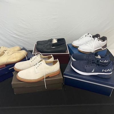 Men's Shoe Assortment