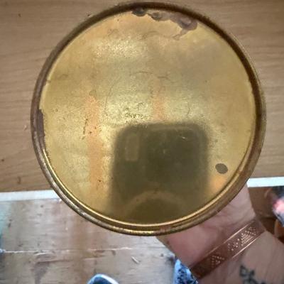 Pint jug