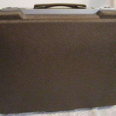 Antique Smith & Corona 250 XKE electric typewriter in locking case