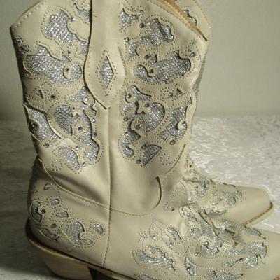 women's beige cowboy boots with bling, European size 39 (US size 8)