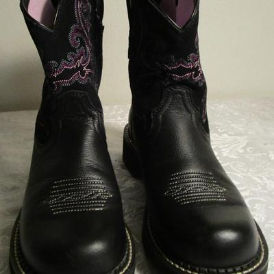 1 pr women's Ariat cowboy boots, size 8