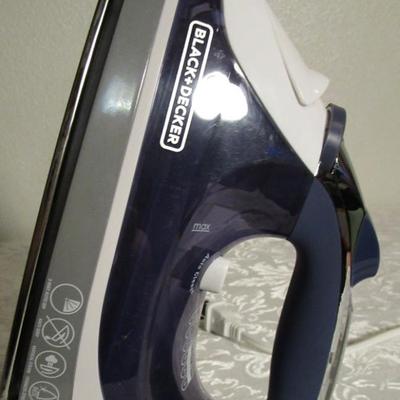 Black & Decker steam iron
