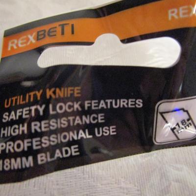 5 brand new Utility Knives