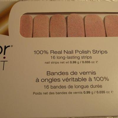 4 pkg Color Street 100% real nail polish strips