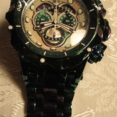 Invicta reserved, Venom Highbred men's watch