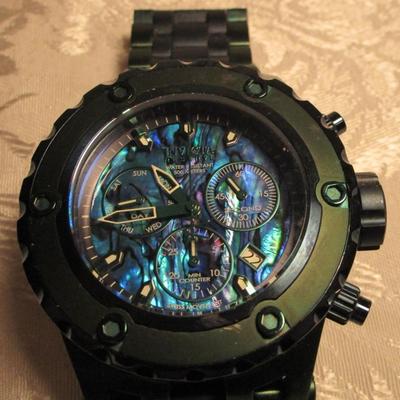 NEW Invicta Suva men's watch