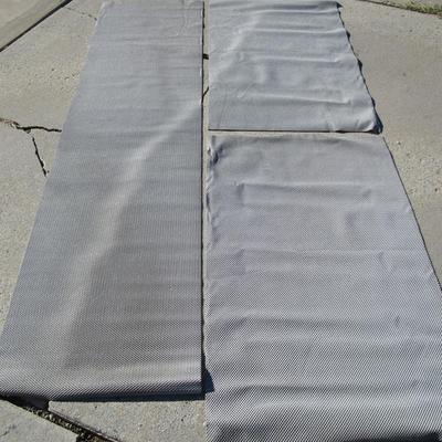 3 New non-skid runners