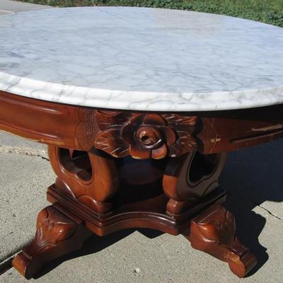 Round table with Italian marble top