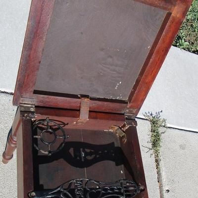 Upholstered Shoe shine stool