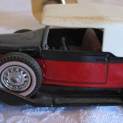 Matchbox Models of Yesterday 1930 Packard Victoria, Model Y-13