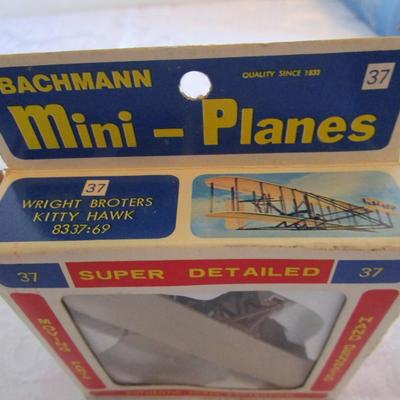 Bachmann Model 37 Kitty Broters Kitthhawk