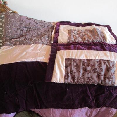Comforter and pillow sham set