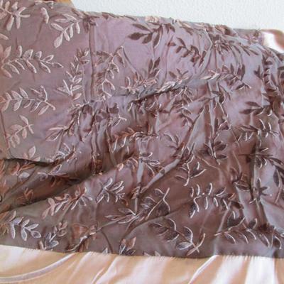 Comforter and pillow sham set