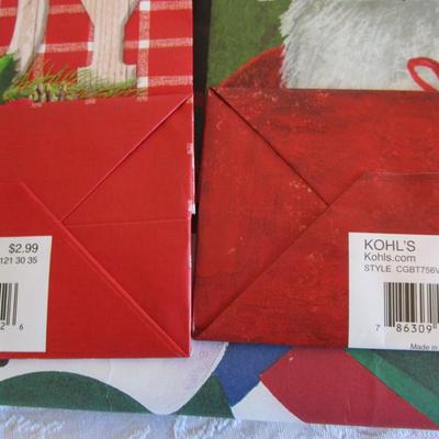 2 big Christmas gift bags, 4 small Christmas gift bags