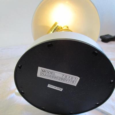 White touch lamp, three brightness levels, Model 70101