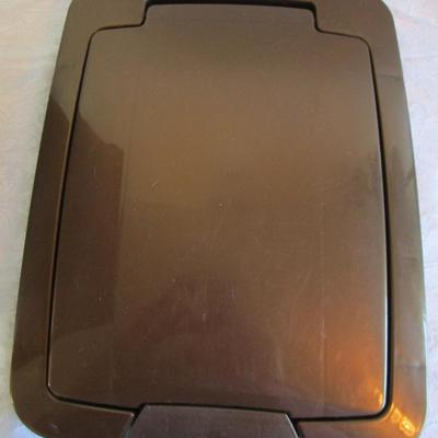 7.5 gallon touch top brown trash can