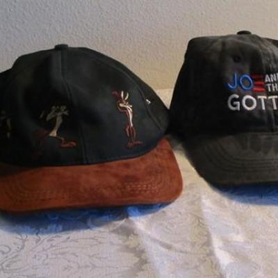 4 Ball caps