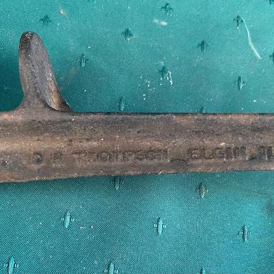 Vintage DH Thompson Elgin Fly Tying Vise
