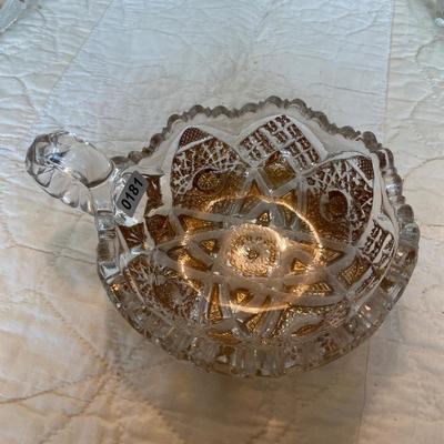 Nappy bowl-scalloped gold