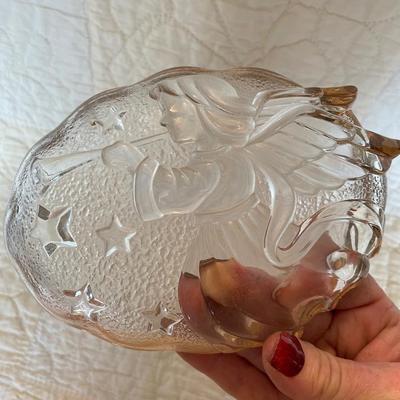 Mikasa Christmas trumpet angel/gold trim