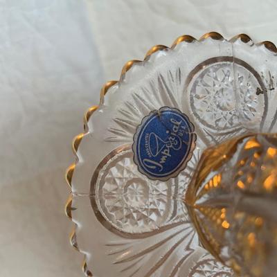 Imperial glass gold hobstar & crane vase