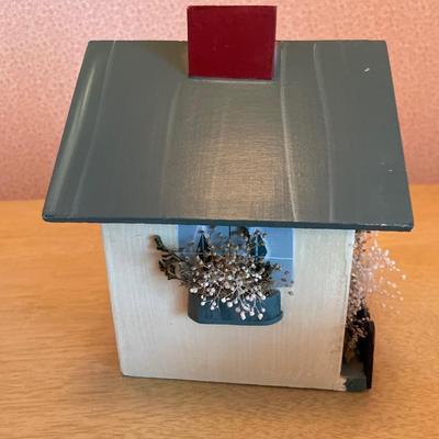 Birdhouse/kleenex box