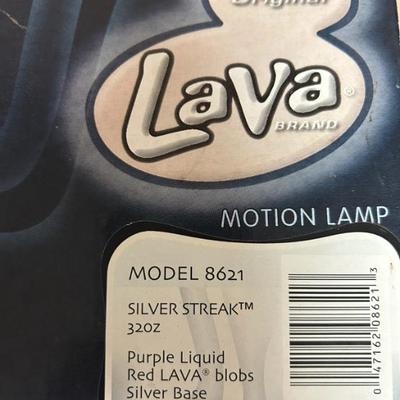 Vintage purple/silver streak series model 8621 lava lamp