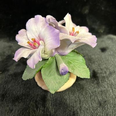 Capodimonte Monte Rosa made in Italy ceramic flower