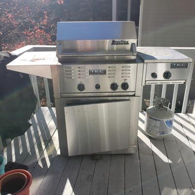Sterling Tec Grill with Cover (D-KD)
