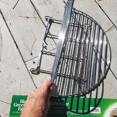 The Big Green Egg Grill/Smoker and Accessories (D-KD)