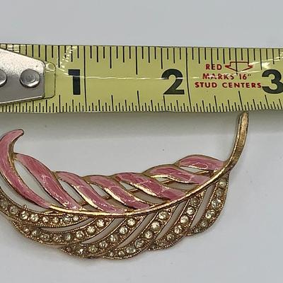 Vintage Coro Enameled Leaf Pin/Brooch