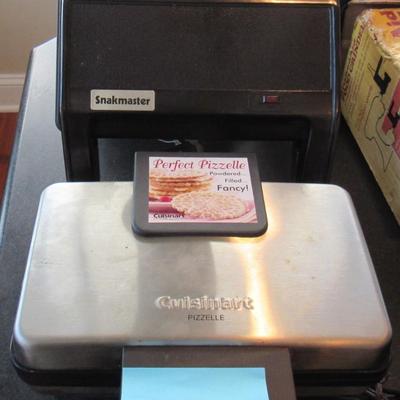 Lot 53-Waffle Maker, Snakmaster, Perfect Pizelle
