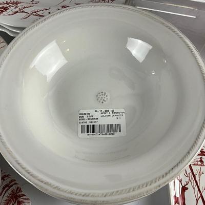 137 Juliska Winter Frolic Pattern Dish Set