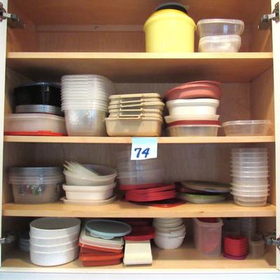 Lot 74-Large lot of Tupperware