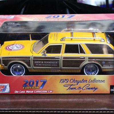 2017 Arm&Hammer 1:24 Scale Diecast