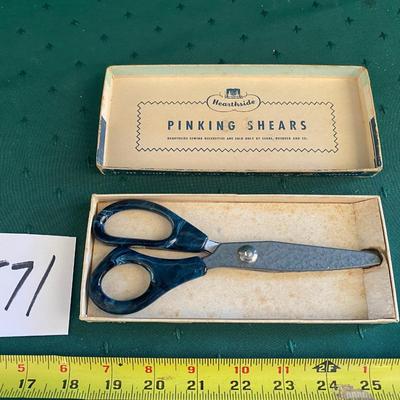 Vintage Hearthside Pinking Shears