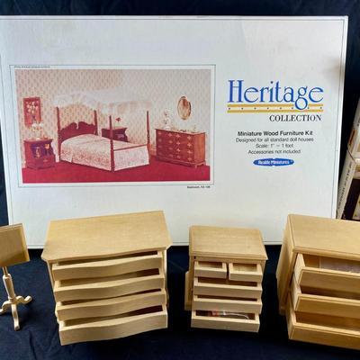 Large Lot of Miniature Doll House Furniture