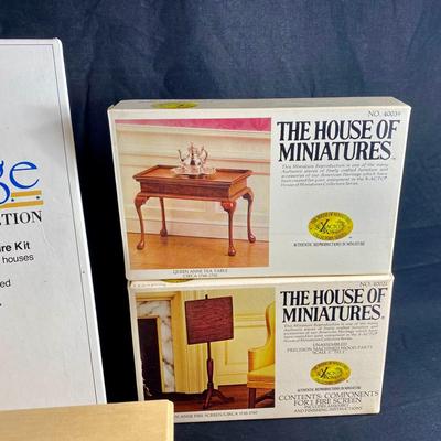 Large Lot of Miniature Doll House Furniture