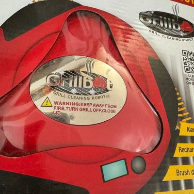 Grillbot- Automatic Grill Cleaning Robot with Brass & SS Replacement Brushes (Sealed)