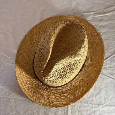 Country Gentleman, Scala, Tilley, and Sahuayo Hats (PB-DZ)