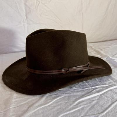 Country Gentleman, Scala, Tilley, and Sahuayo Hats (PB-DZ)