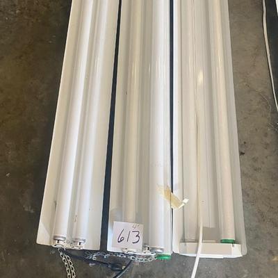 3- 4’ Plug in Shop Lights
