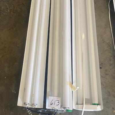 3- 4’ Plug in Shop Lights