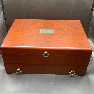 Reed and Barton Bristol Cherry Flatware Chest, Wooden Silverware Organizer and Storage Chest with 1 Drawer