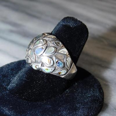 925 Sterling Dome Ring w/ Abalone Tear Drop Settings Size 8, 8.8g