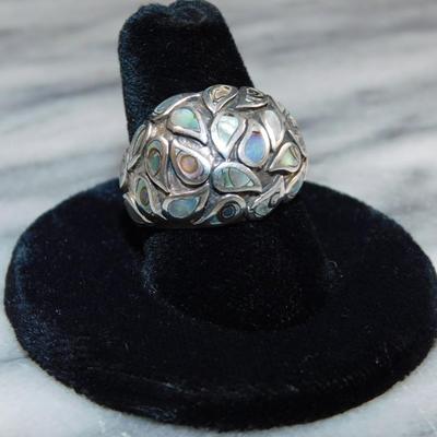 925 Sterling Dome Ring w/ Abalone Tear Drop Settings Size 8, 8.8g